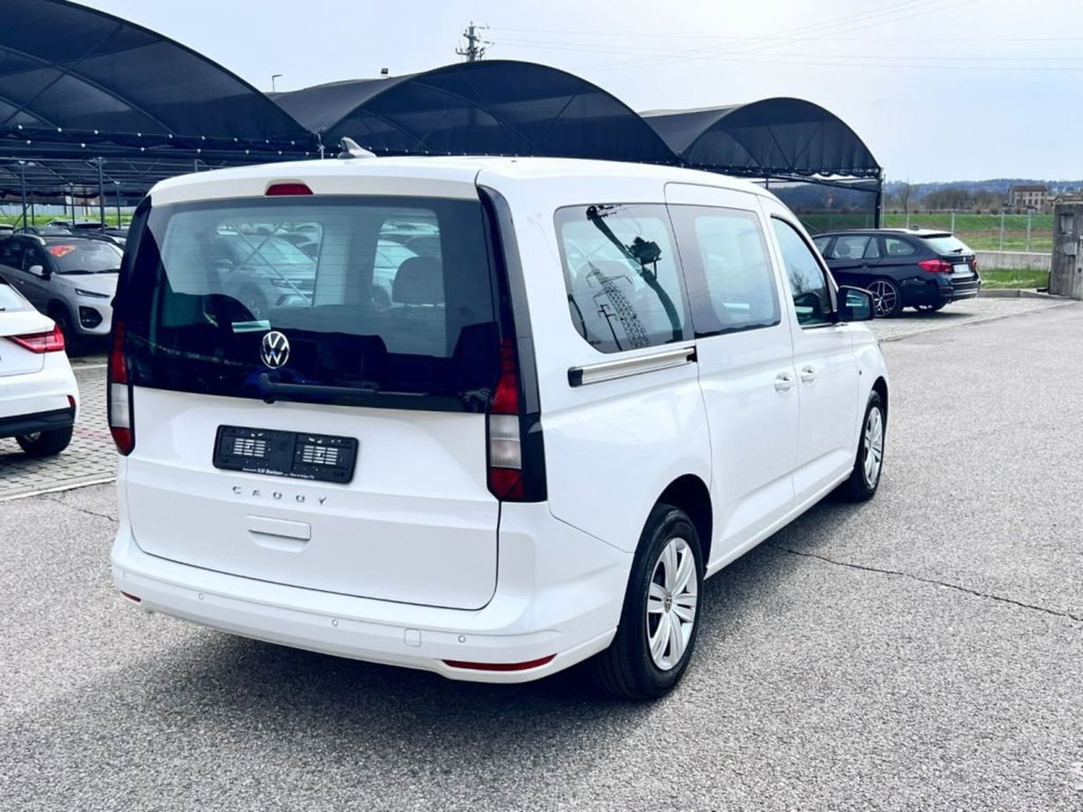 Volkswagen Caddy 2.0 TDI 122 CV Style Maxi (3)