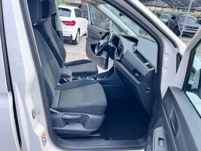 Volkswagen Caddy 2.0 TDI 122 CV Style Maxi (6)