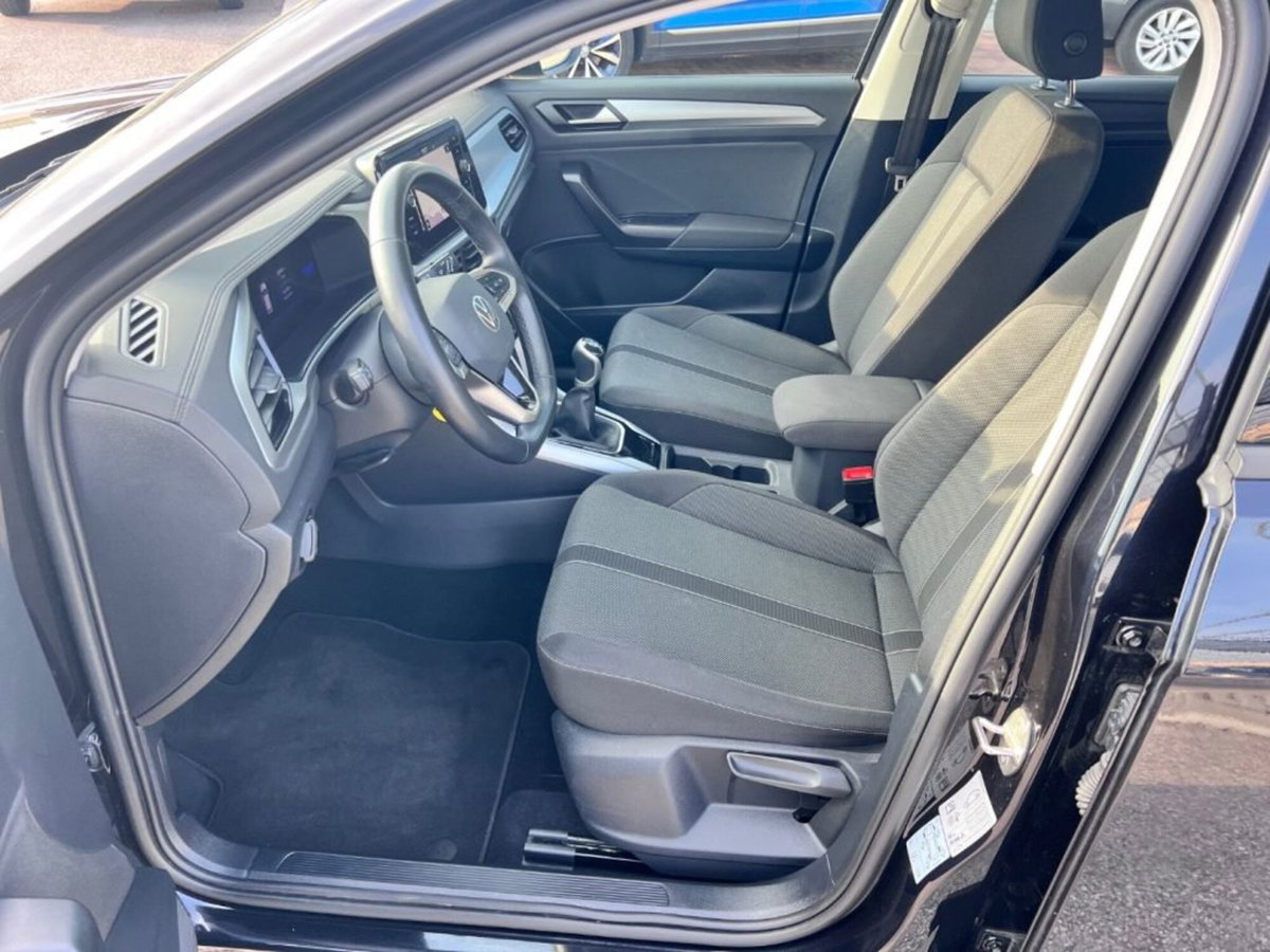 Volkswagen T-Roc 2.0 tdi Life 115cv (5)