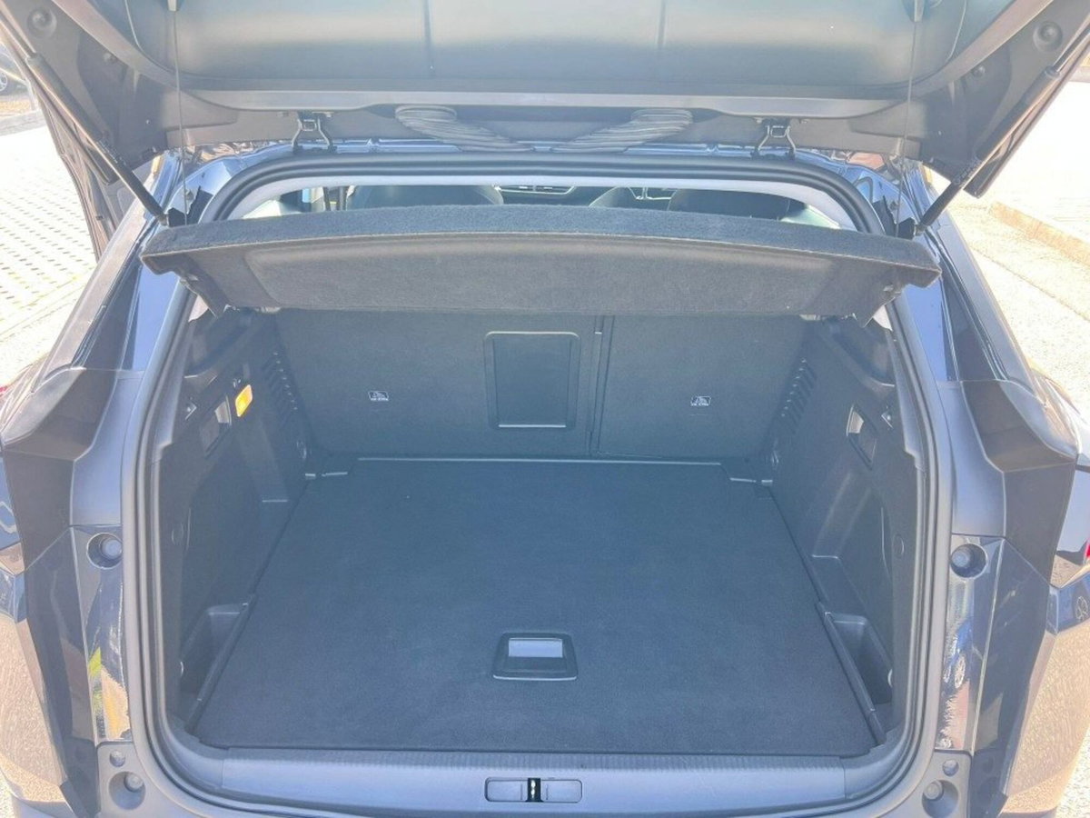 Peugeot 3008 BlueHDi 130 S&S Business (8)