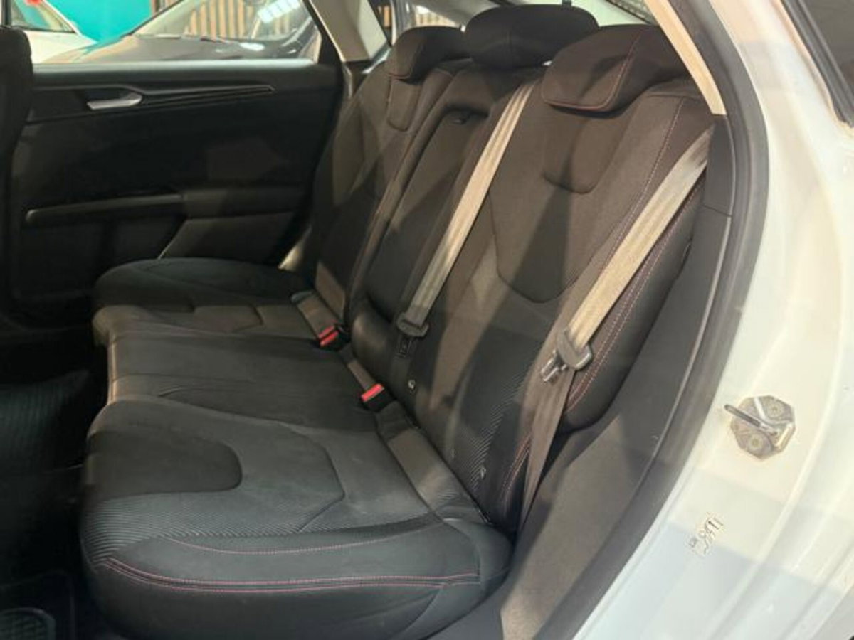 Ford Mondeo 2.0 EcoBlue 150 CV S&S aut. 4p. Vignale (16)