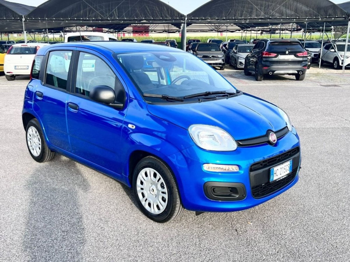 Fiat Panda 1.0 firefly hybrid Icon s&s 70cv (2)