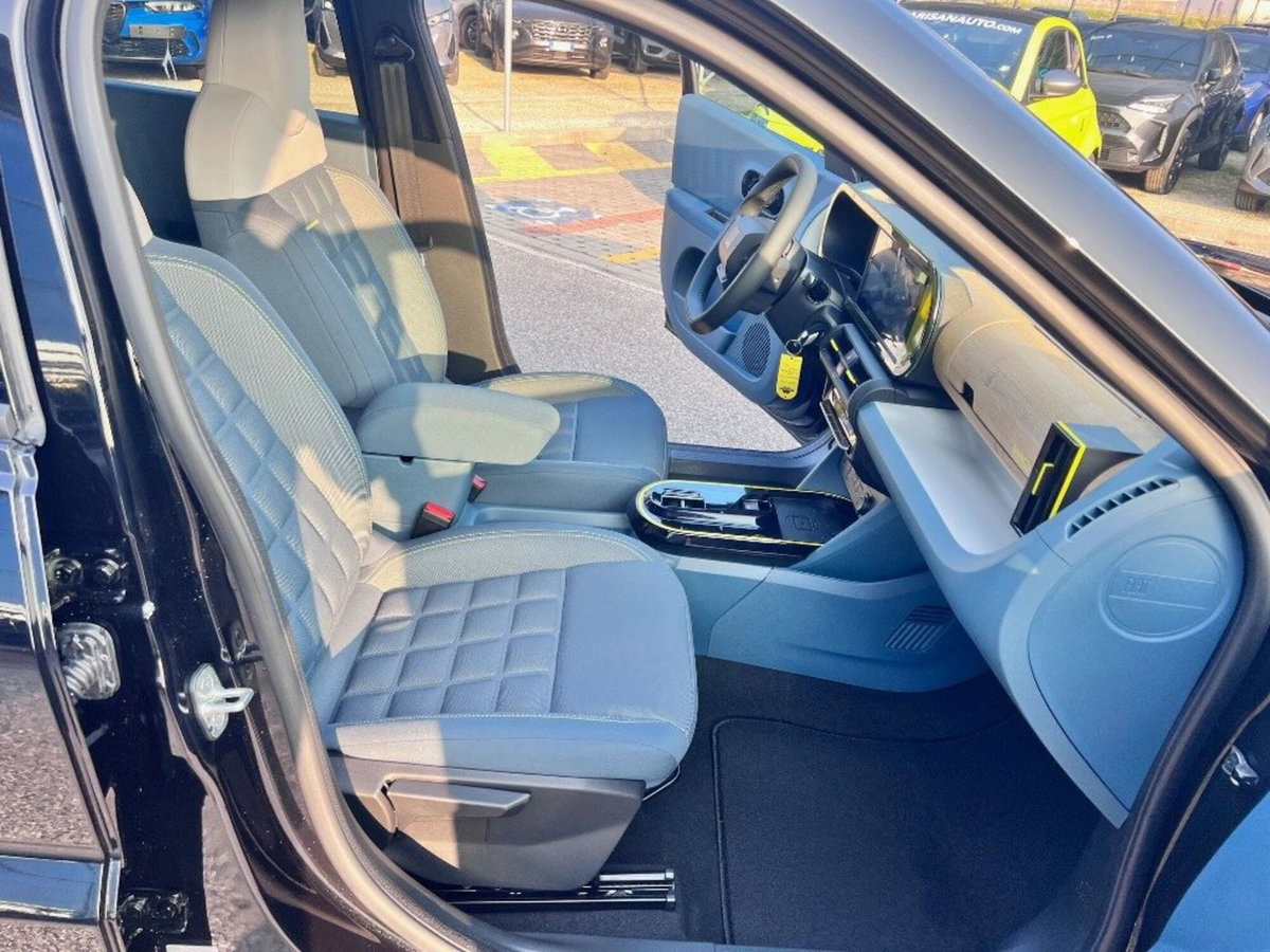 Fiat Grande Panda 1.2 hybrid La Prima 110cv edct (6)