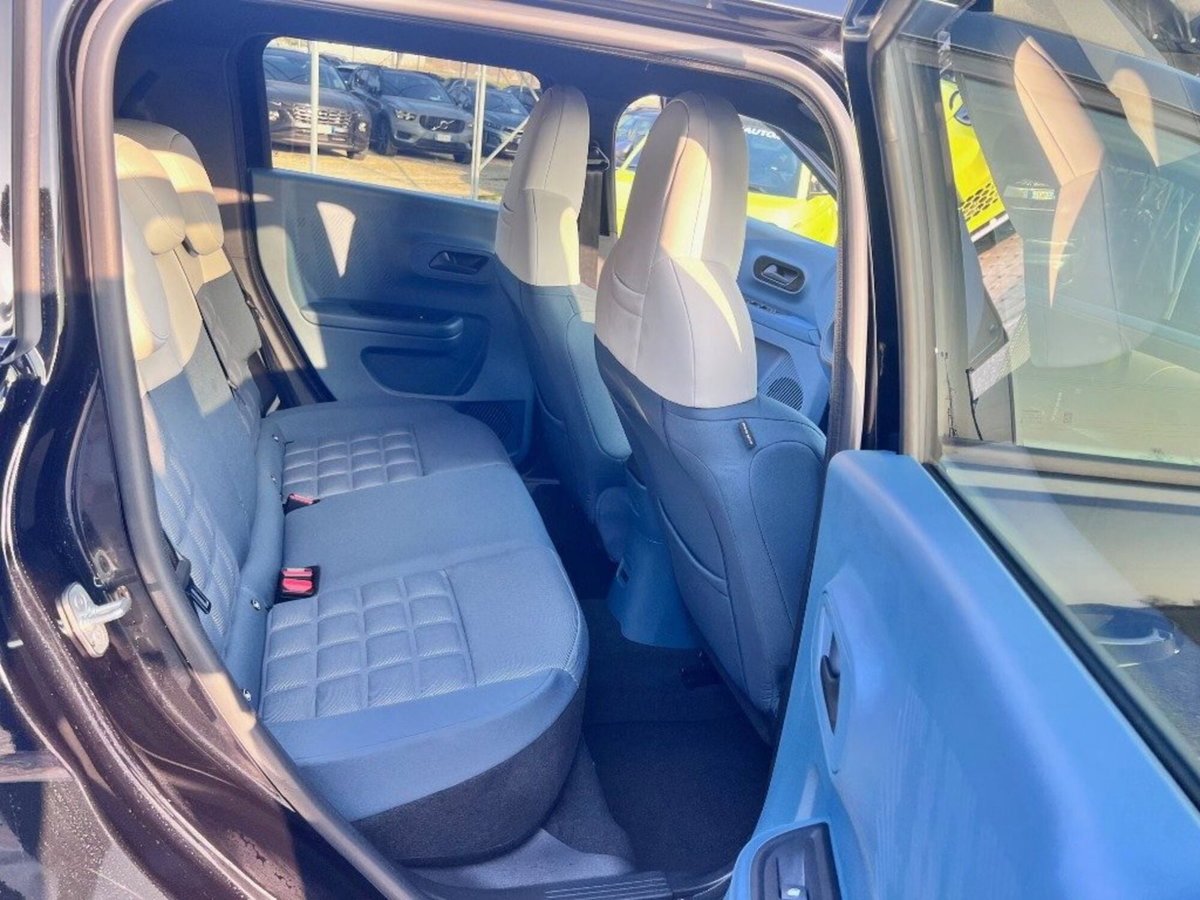Fiat Grande Panda 1.2 hybrid La Prima 110cv edct (7)