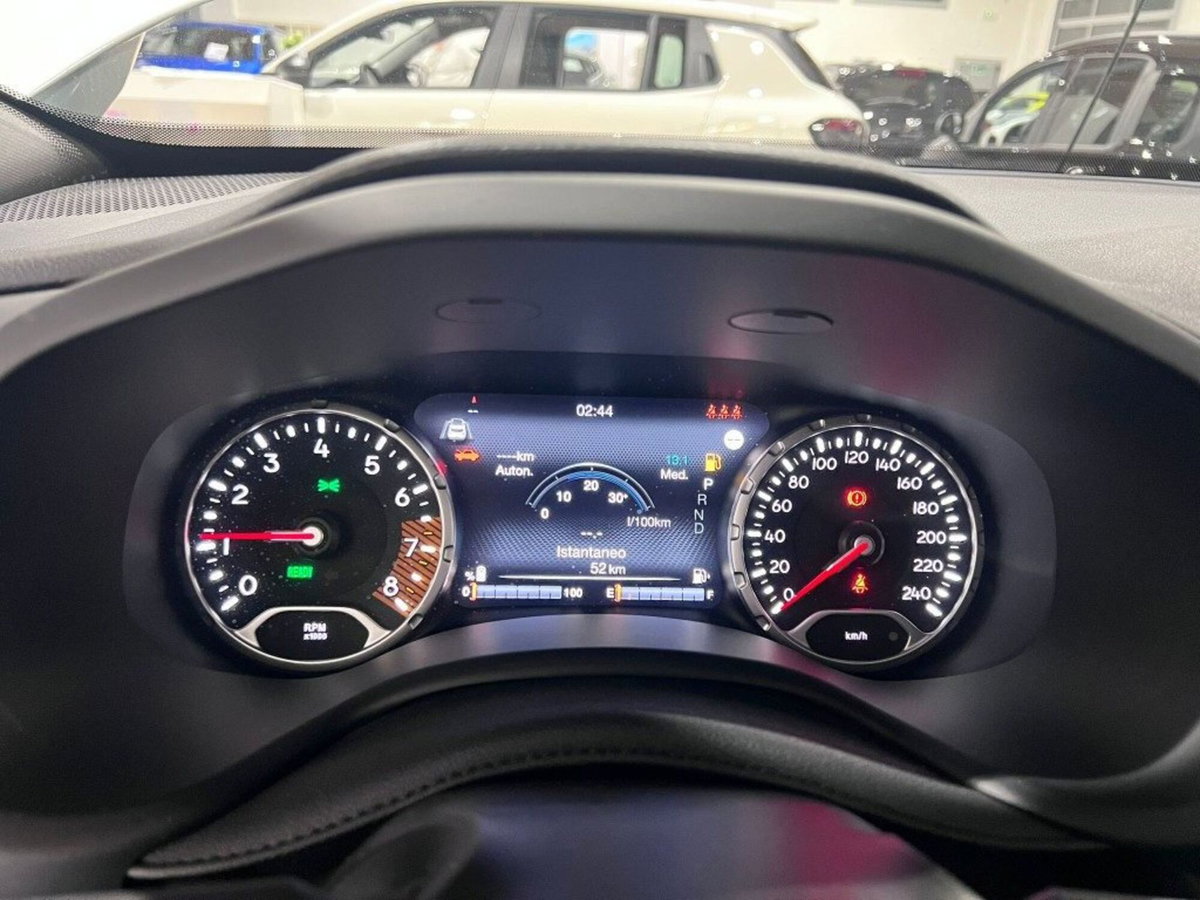 Jeep Renegade 1.5 Turbo T4 MHEV Limited (10)