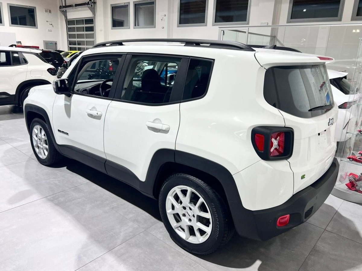 Jeep Renegade 1.5 Turbo T4 MHEV Limited (3)