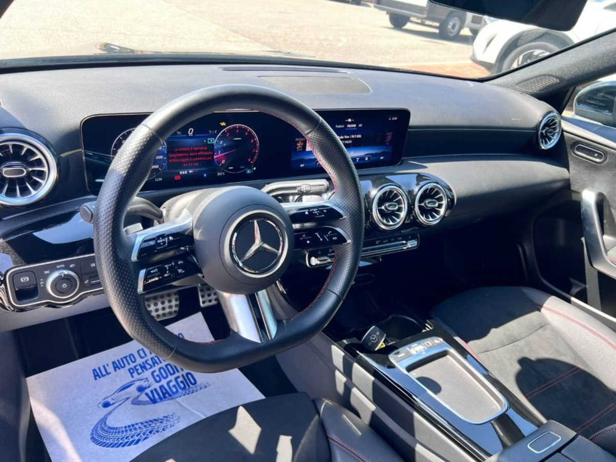 Mercedes-Benz Classe A 180 Automatic Executive (17)