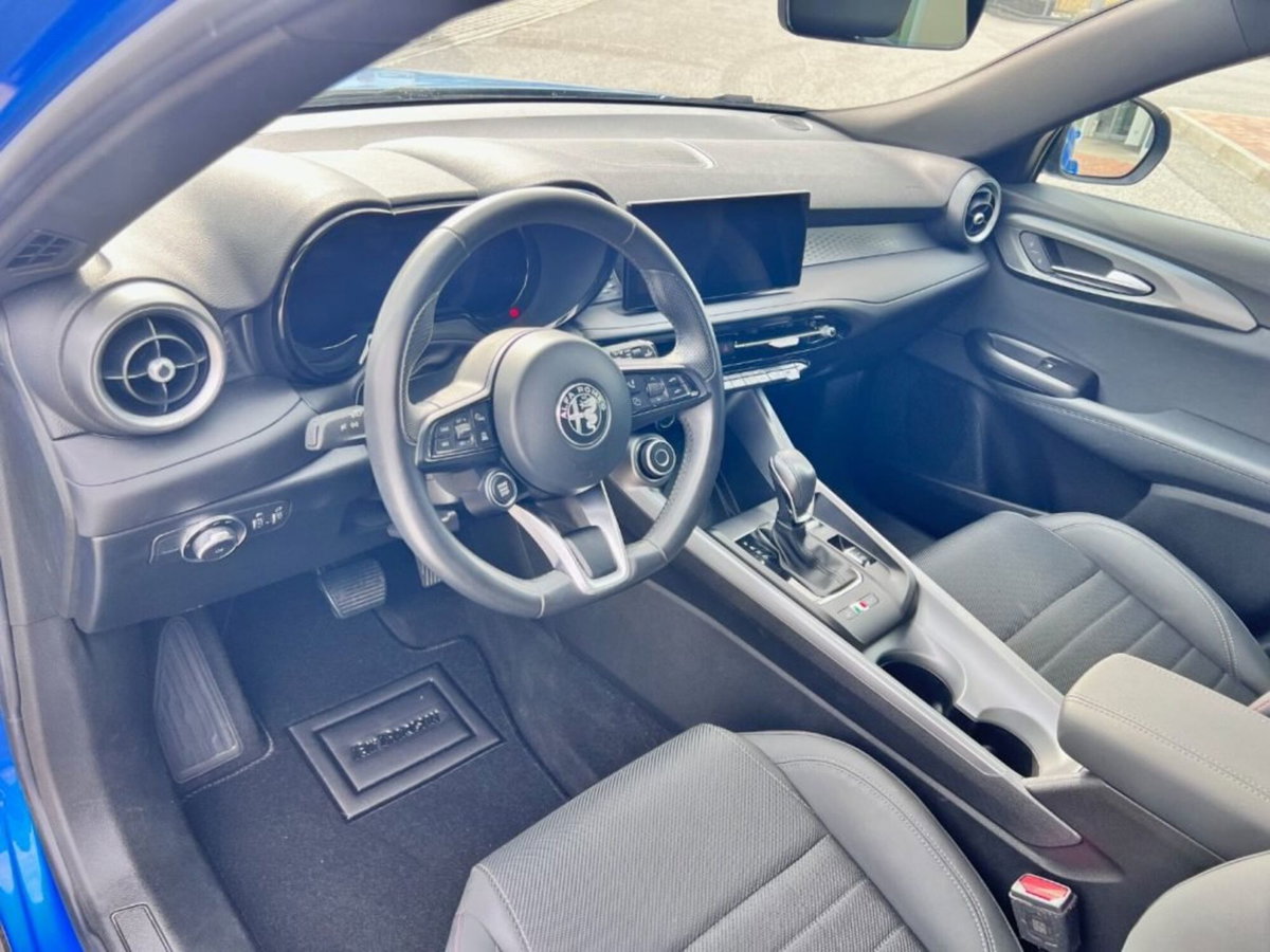 Alfa Romeo Tonale 1.6 Sprint 130cv tct6 (9)