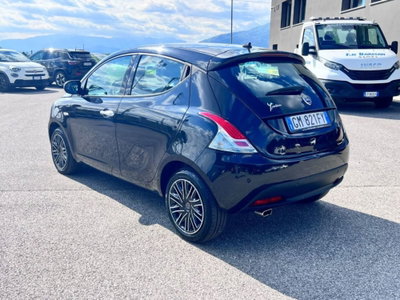 Lancia Ypsilon 1.0 FireFly 5 porte S&S Hybrid Ecochic Gold (4)