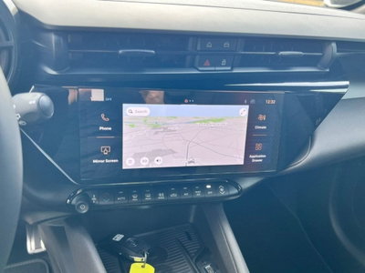 Alfa Romeo Junior 1.2 ibrida Q4 Intensa 145cv edct6 (11)