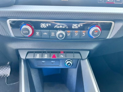 Audi A1 Sportback 30 TFSI S tronic S line edition (9)
