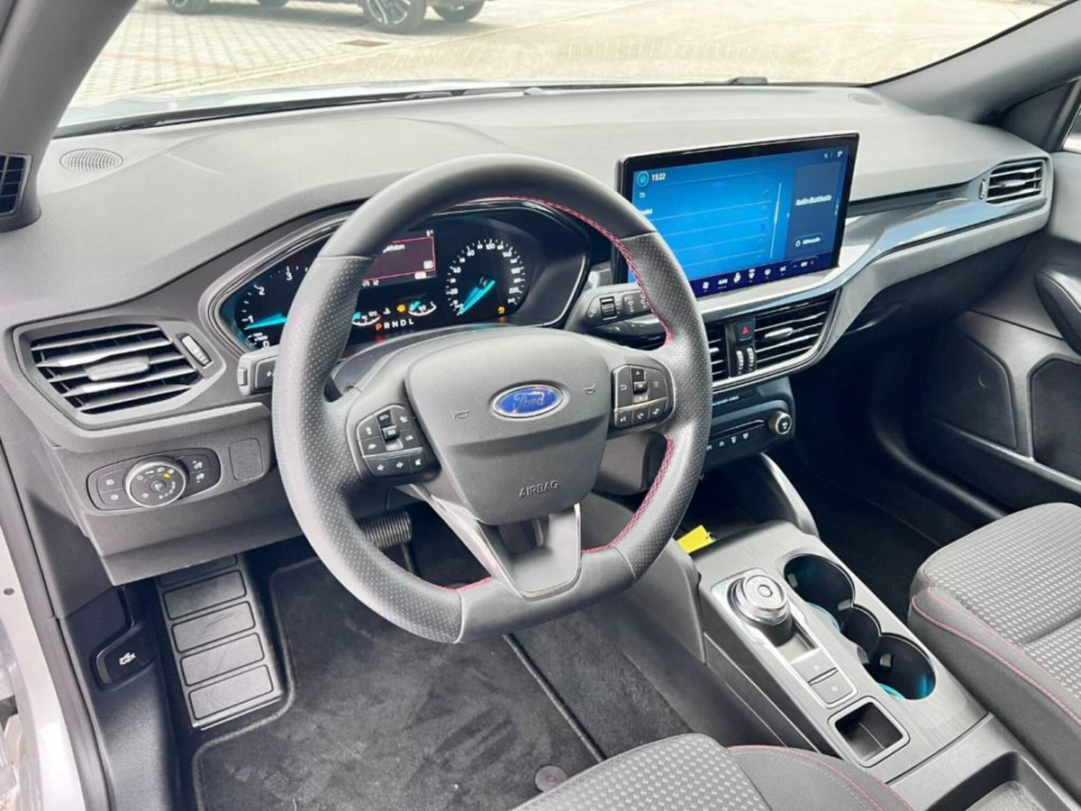 Ford Focus 1.5 EcoBlue 115 CV automatico 5p. ST-Line Style (10)