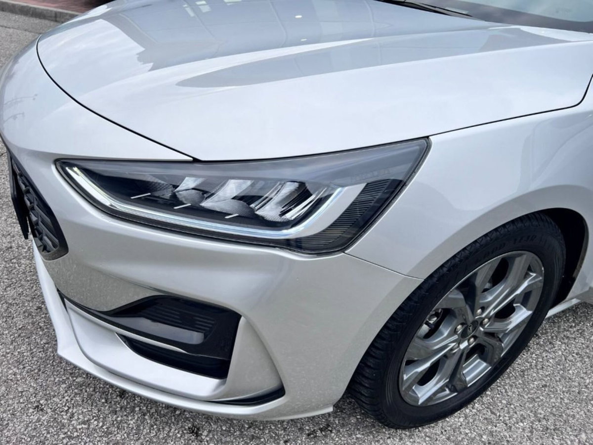Ford Focus 1.5 EcoBlue 115 CV automatico 5p. ST-Line Style (20)