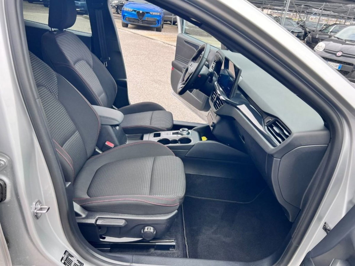 Ford Focus 1.5 EcoBlue 115 CV automatico 5p. ST-Line Style (6)