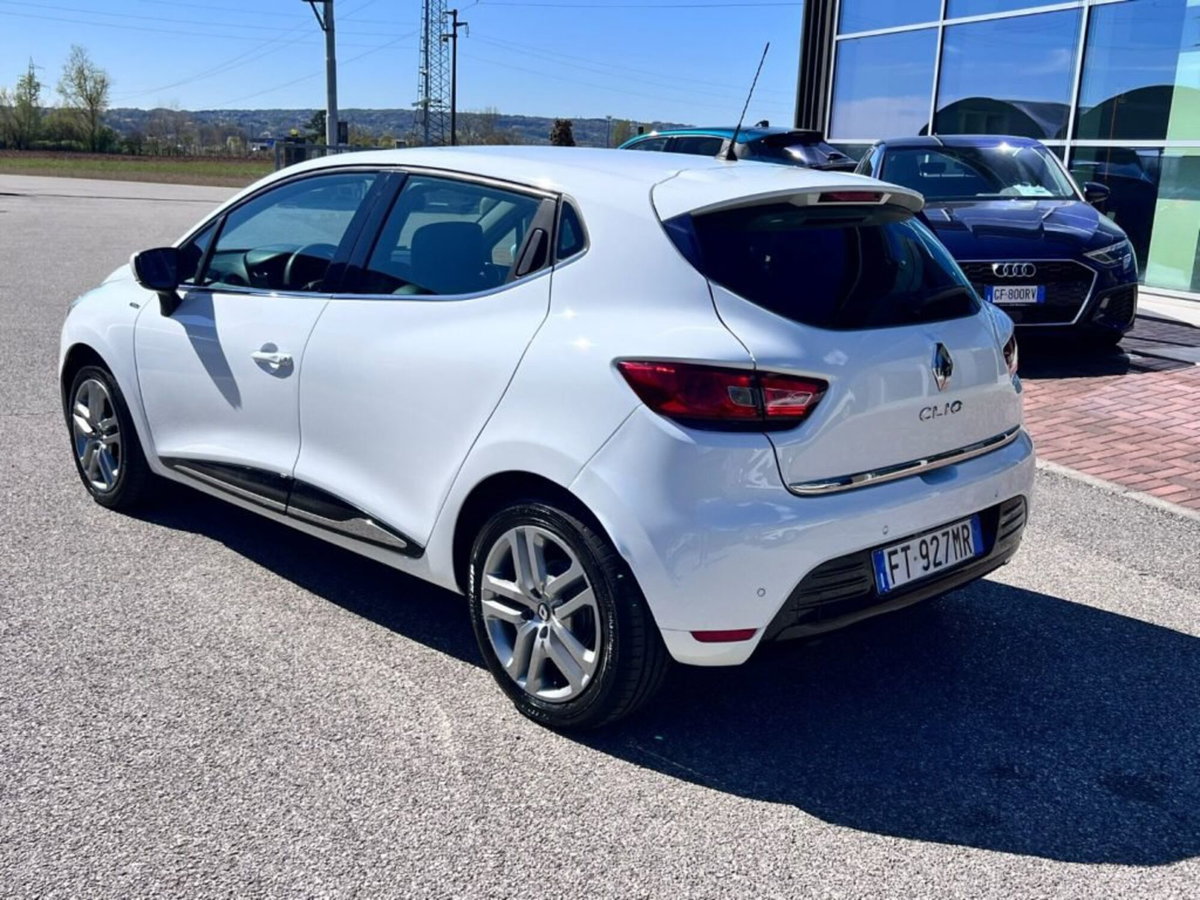 Renault Clio dCi 8V 75 CV Start&Stop 5 porte Energy Duel (3)