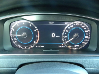 Volkswagen Golf 1.0 TSI 85 CV 5p. Trendline BlueMotion Technology (11)
