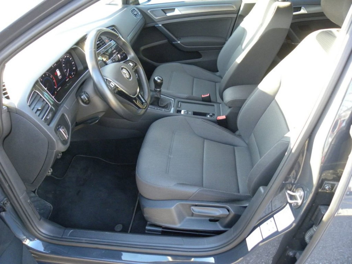Volkswagen Golf 1.0 TSI 85 CV 5p. Trendline BlueMotion Technology (5)