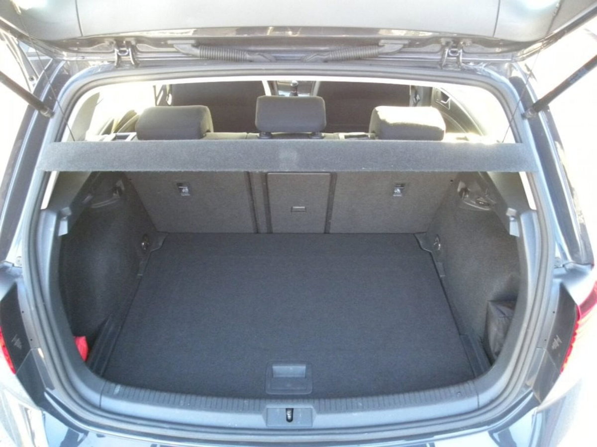 Volkswagen Golf 1.0 TSI 85 CV 5p. Trendline BlueMotion Technology (8)