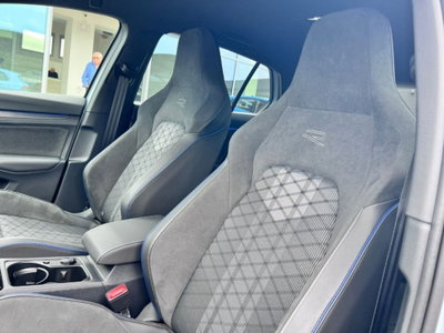 Volkswagen Golf 2.0 TDI 150 CV DSG SCR R-Line (13)