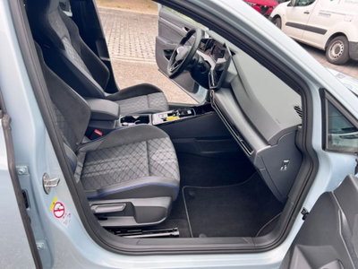 Volkswagen Golf 2.0 TDI 150 CV DSG SCR R-Line (6)