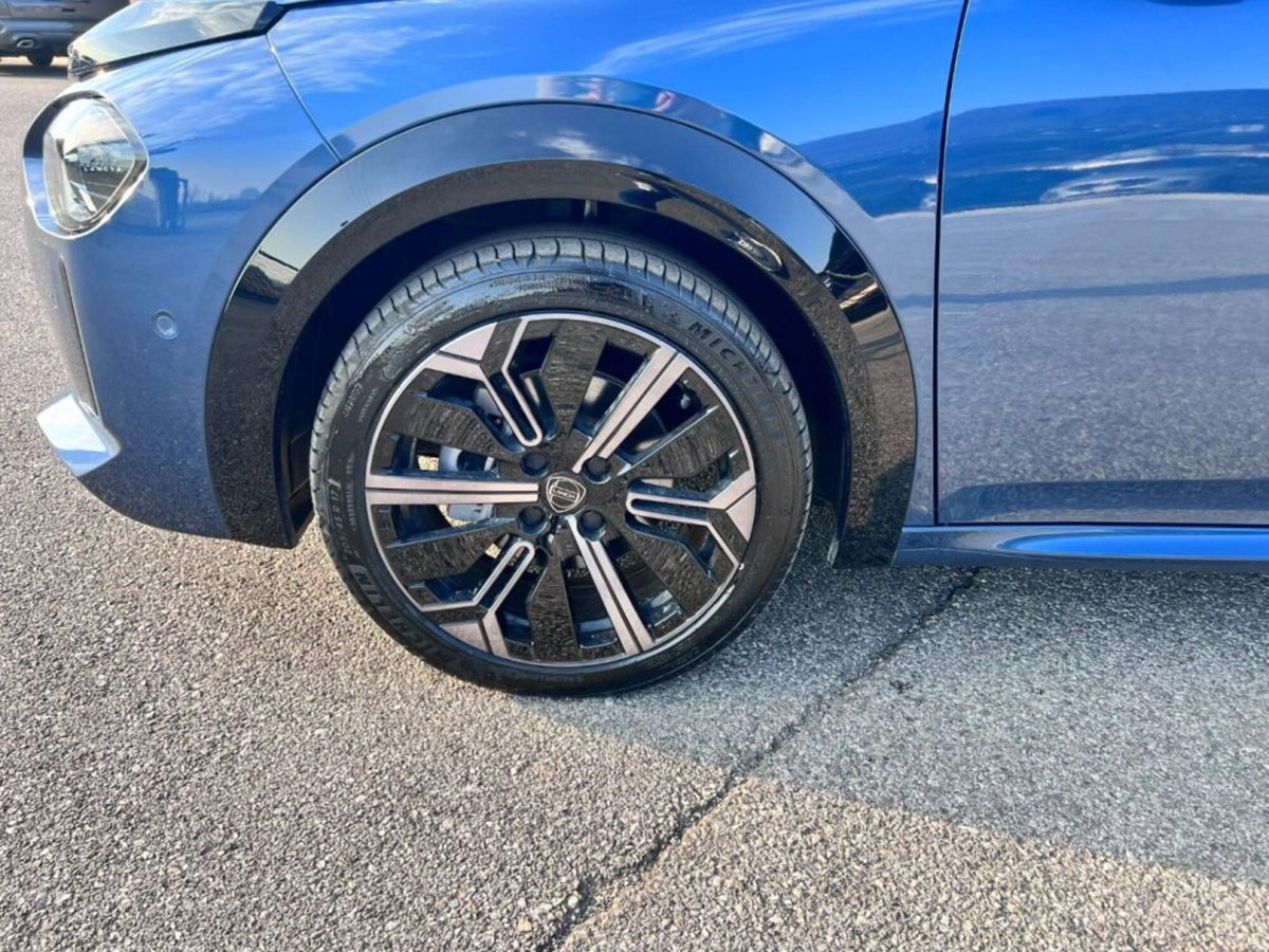Lancia Ypsilon 1.2 mhev Edizione Cassina e-dct (14)
