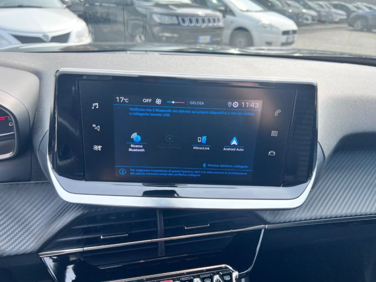 Peugeot 2008 PureTech 100 S&S Active (11)