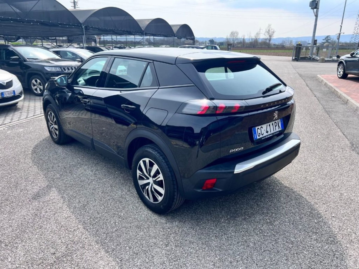 Peugeot 2008 PureTech 100 S&S Active (4)