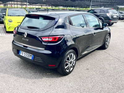 Renault Clio TCe 12V 75 CV 5 porte Moschino Zen (3)