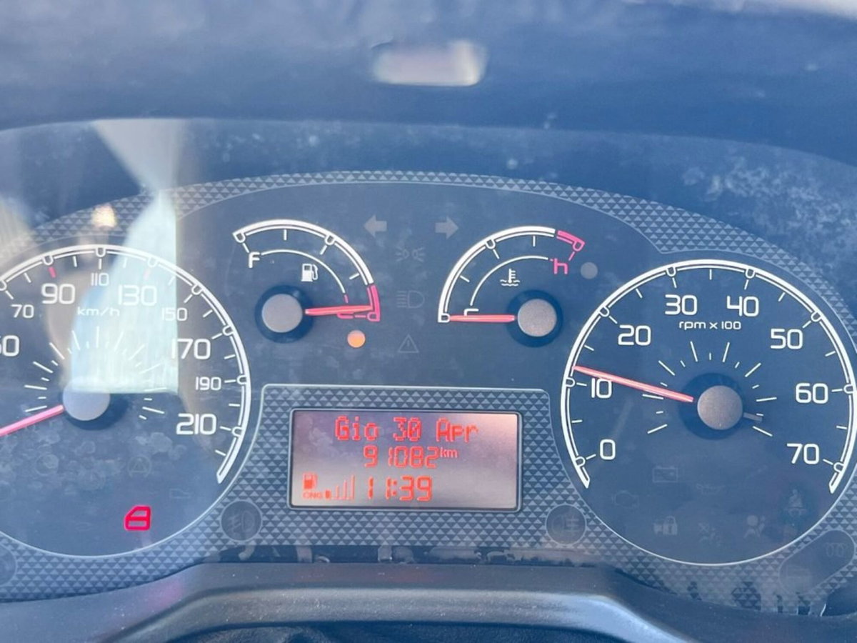 Fiat Fiorino 1.4 8V Furgone Natural Power (10)