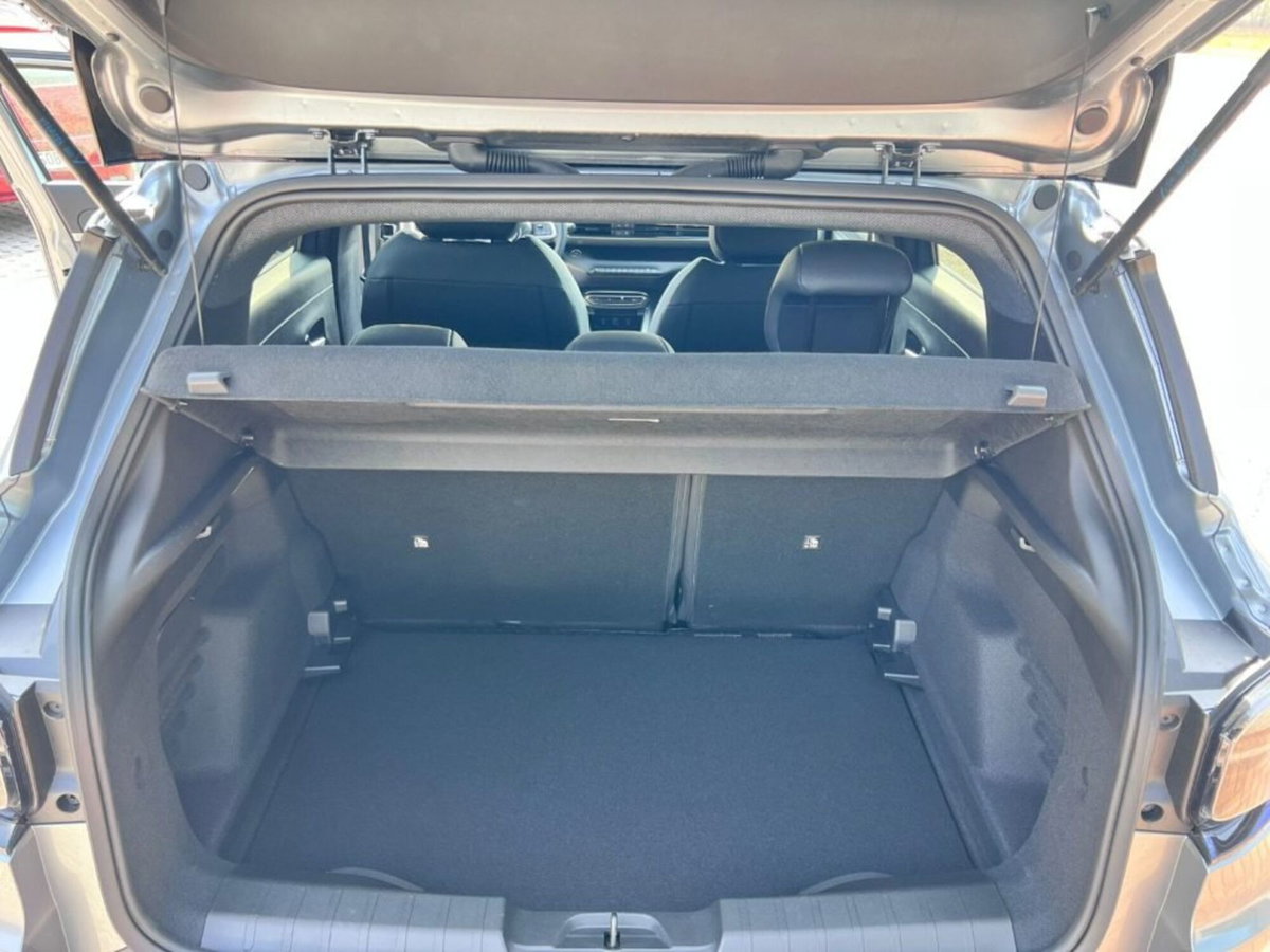 Jeep Avenger 1.2 turbo Summit fwd 100cv (8)