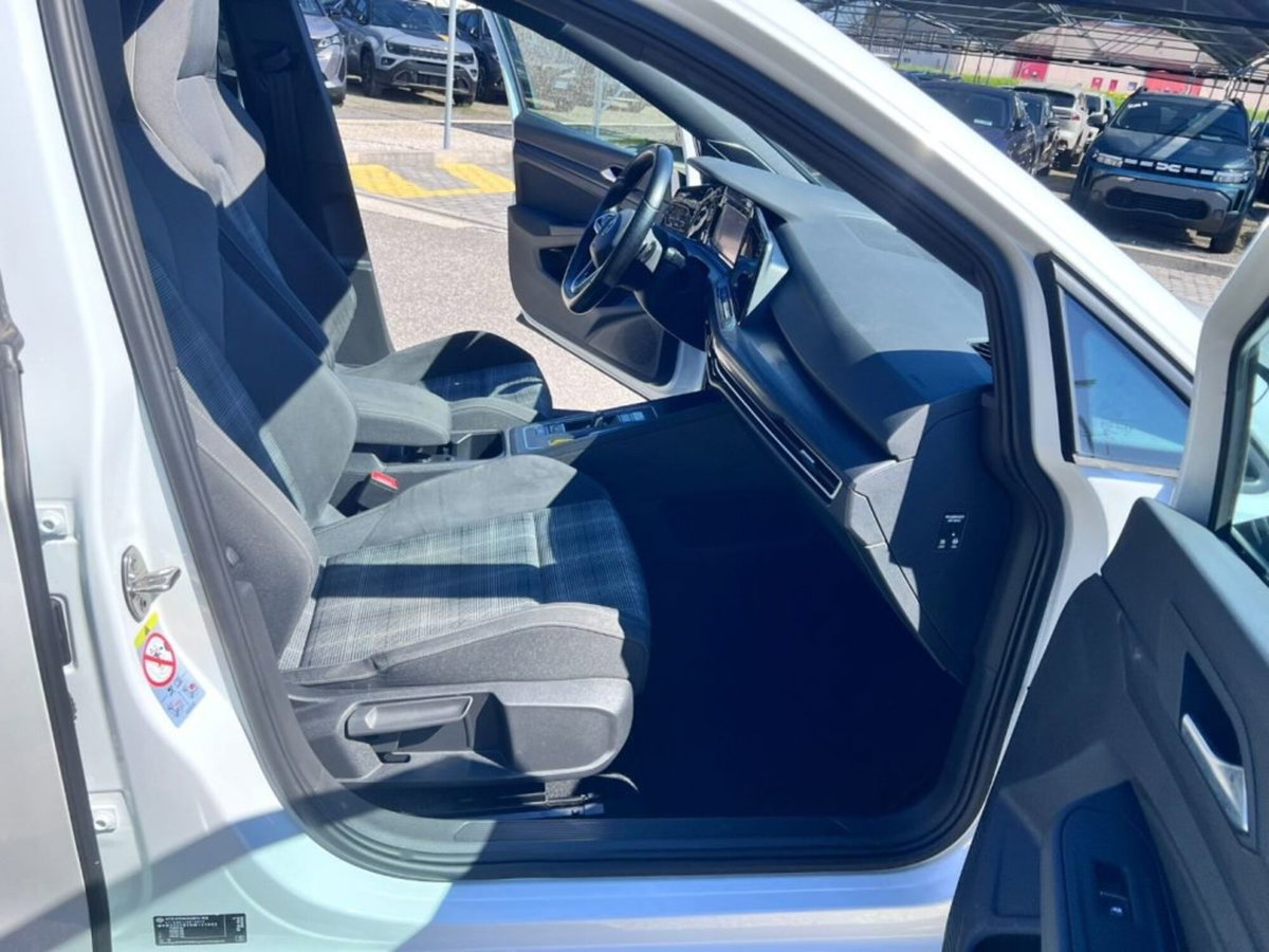 Volkswagen Golf 2.0 TDI GTD DSG (6)