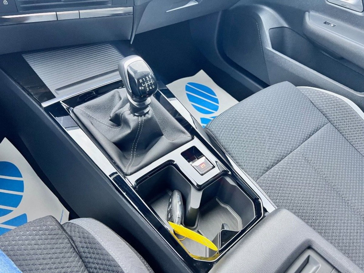 Opel Astra 1.2 Turbo 110 CV Elegance (15)