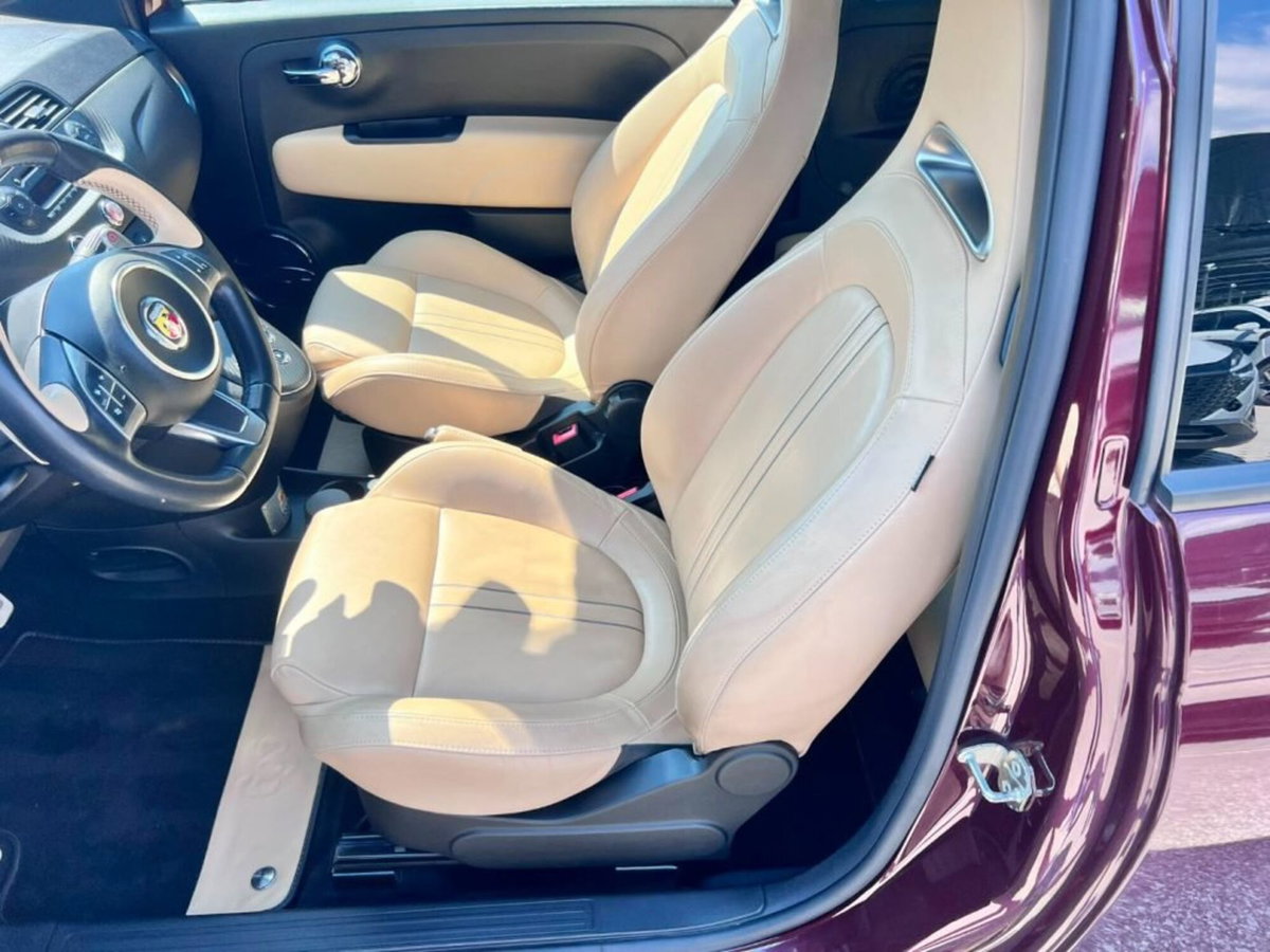 Abarth 695 Cabrio 1.4 t-jet 180cv (5)