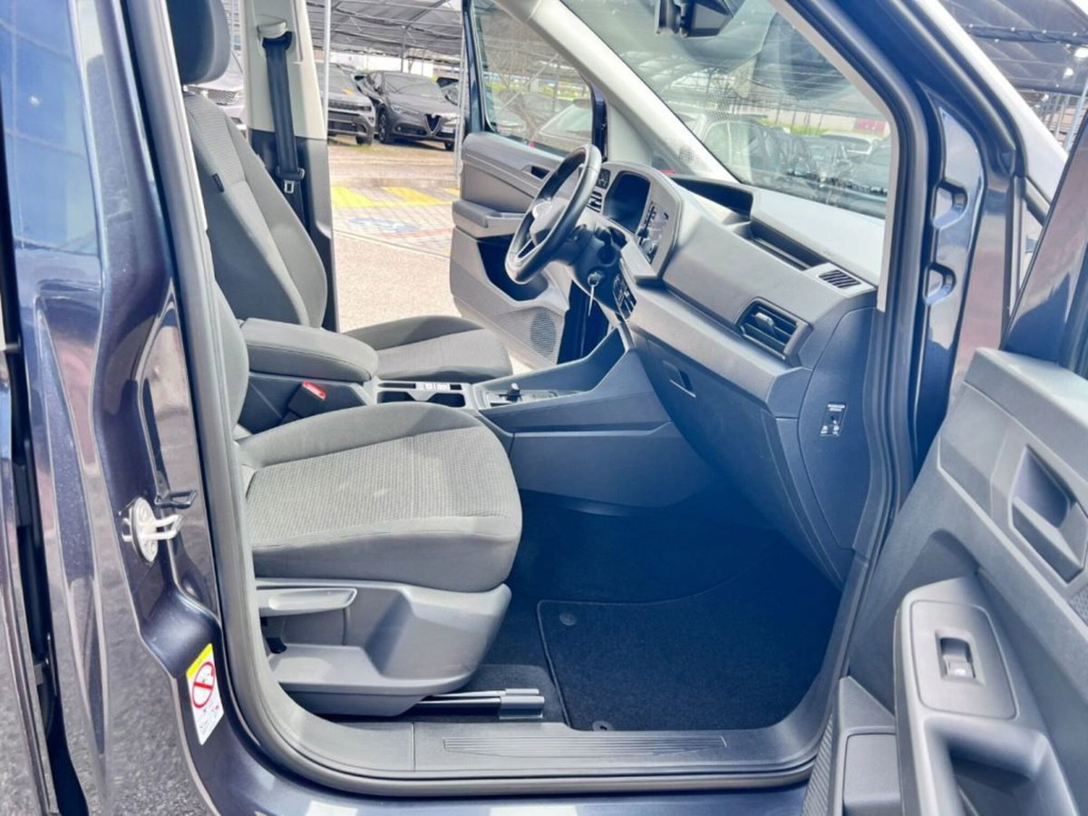 Volkswagen Caddy 2.0 TDI 122 CV Style Maxi (6)