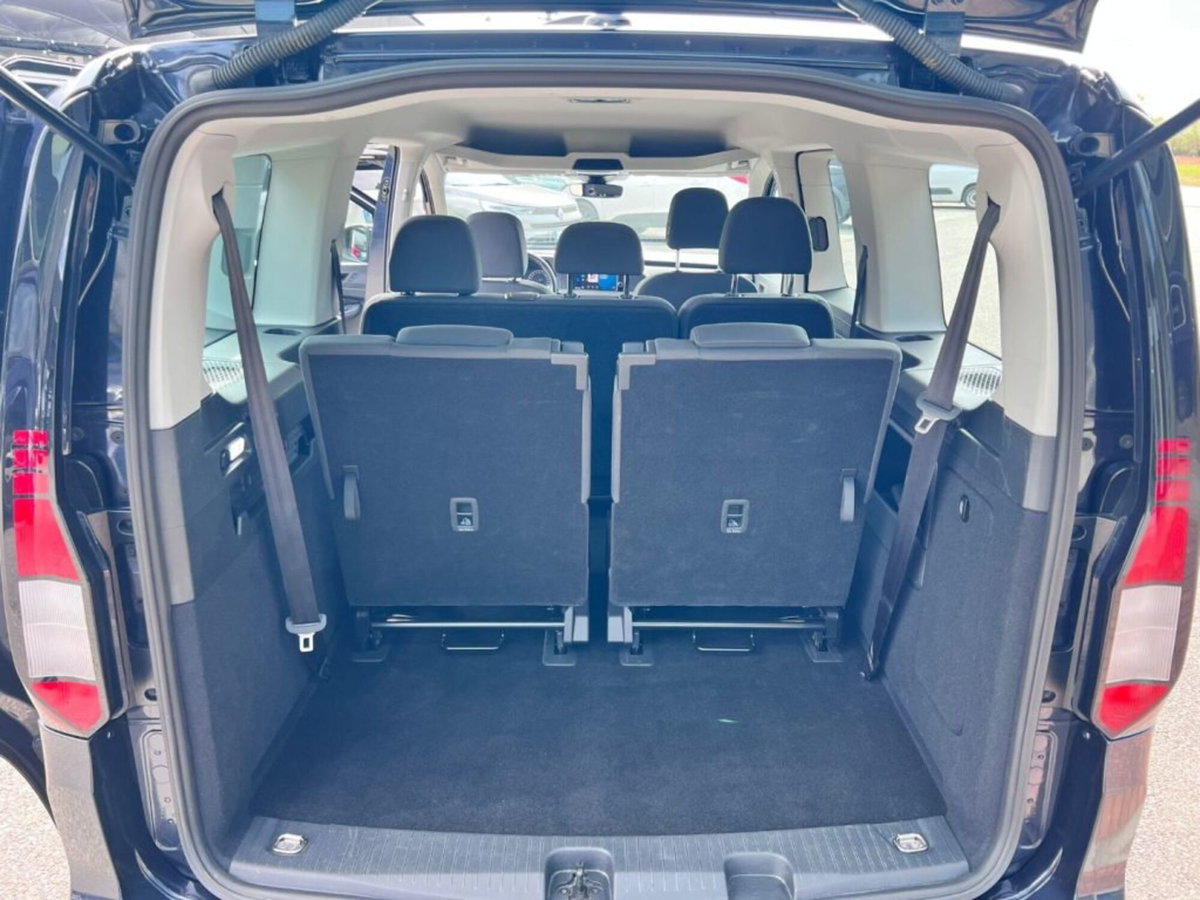 Volkswagen Caddy 2.0 TDI 122 CV Style Maxi (9)