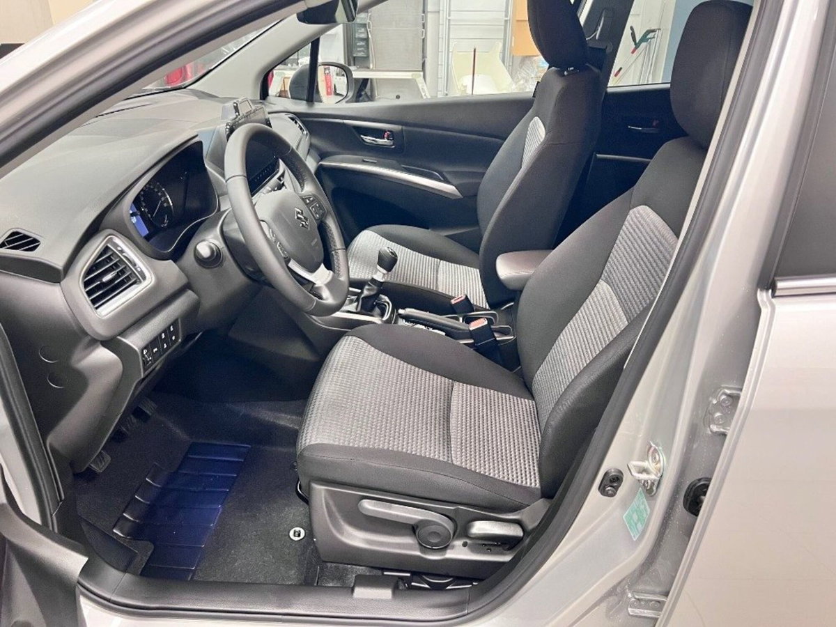 Suzuki S-Cross 1.4 Hybrid 4WD AllGrip A/T Starview (5)