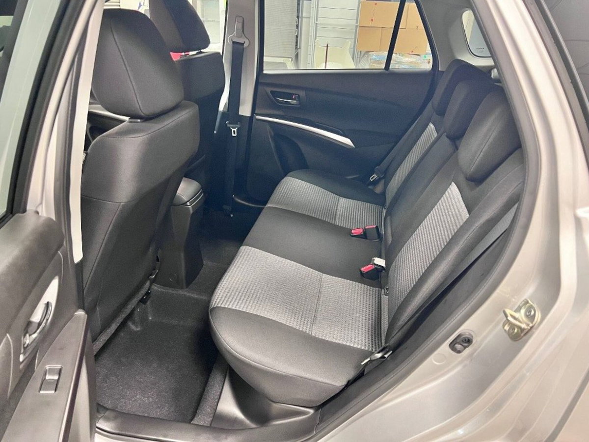 Suzuki S-Cross 1.4 Hybrid 4WD AllGrip A/T Starview (6)