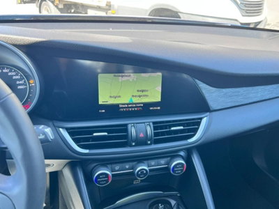 Alfa Romeo Giulia 2.2 Turbodiesel 160 CV AT8 Super (14)