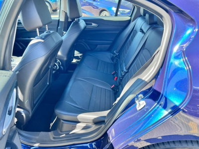 Alfa Romeo Giulia 2.2 Turbodiesel 160 CV AT8 Super (7)