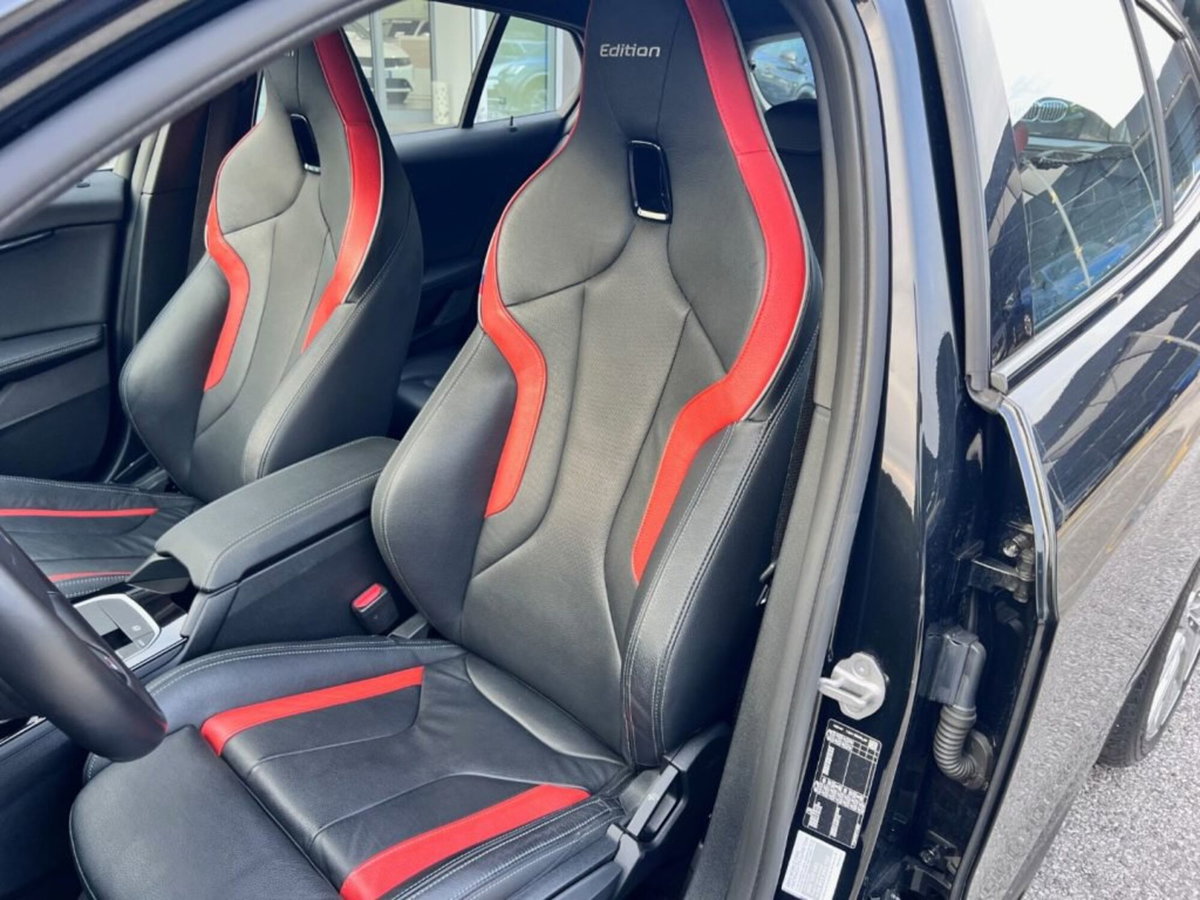 BMW Serie 1 5p. 116i 5p. Msport (9)