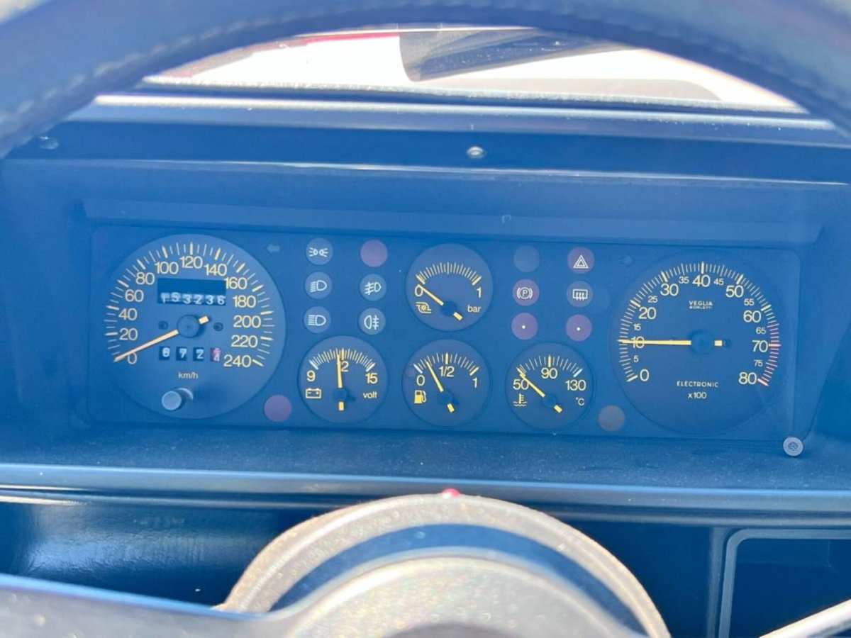 Lancia Delta turbo HF 4WD (18)
