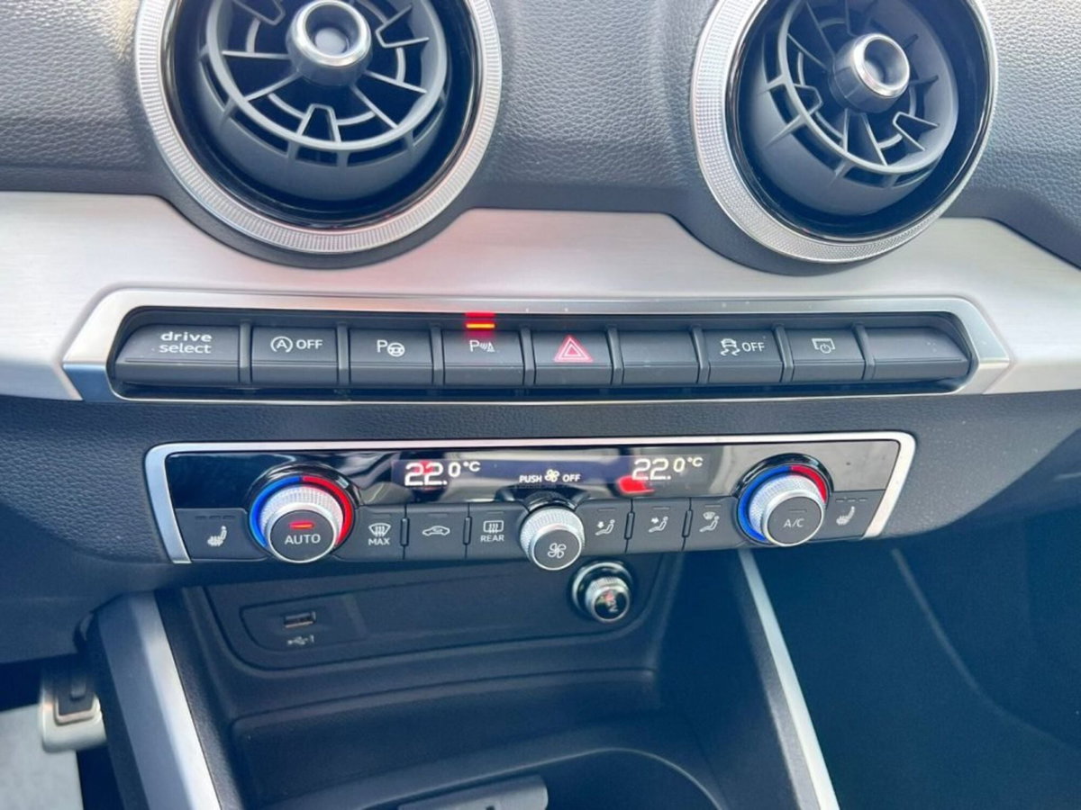 Audi Q2 Q2 35 TDI quattro S tronic S line Edition (14)