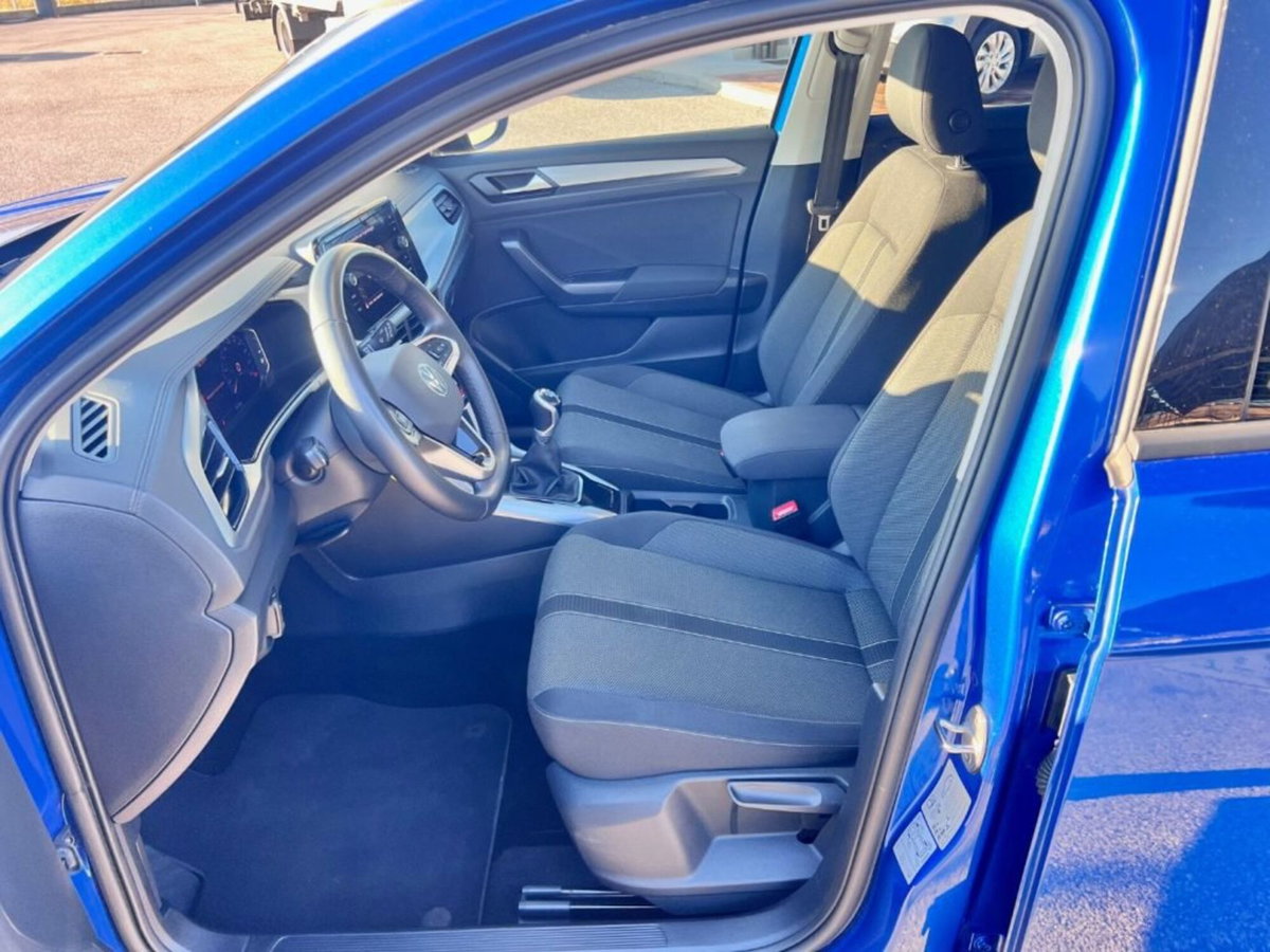Volkswagen T-Roc 1.0 TSI Life (5)