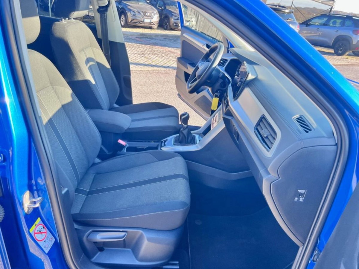 Volkswagen T-Roc 1.0 TSI Life (7)