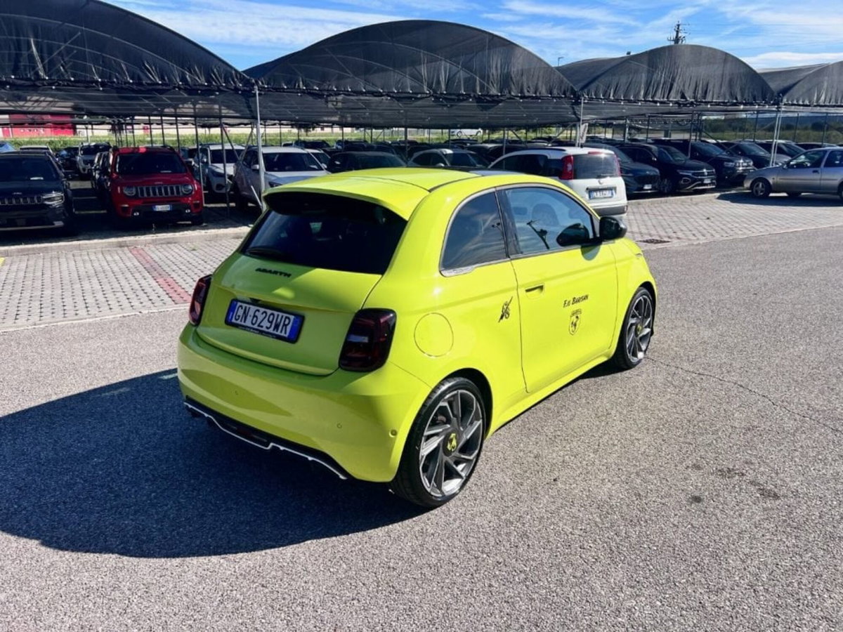Abarth 500e Cabrio 42 kWh Turismo (3)