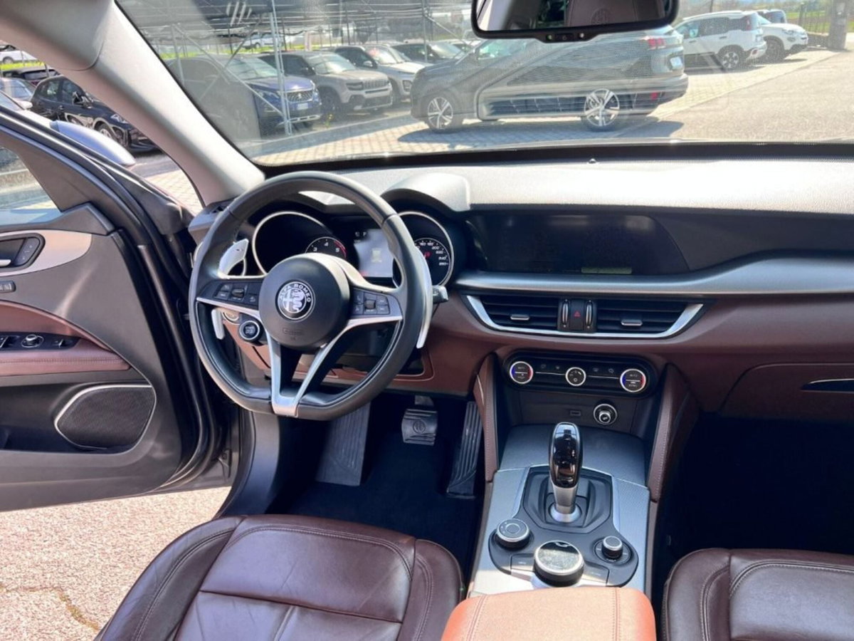 Alfa Romeo Stelvio Stelvio 2.2 Turbodiesel 210 CV AT8 Q4 Executive (15)