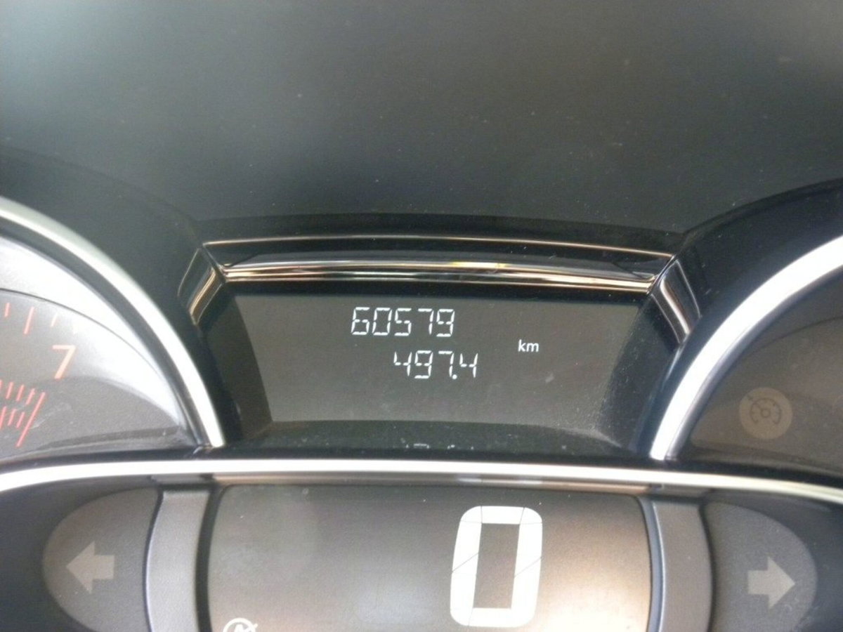 Renault Clio TCe 12V 90 CV GPL 5 porte Moschino Zen (12)