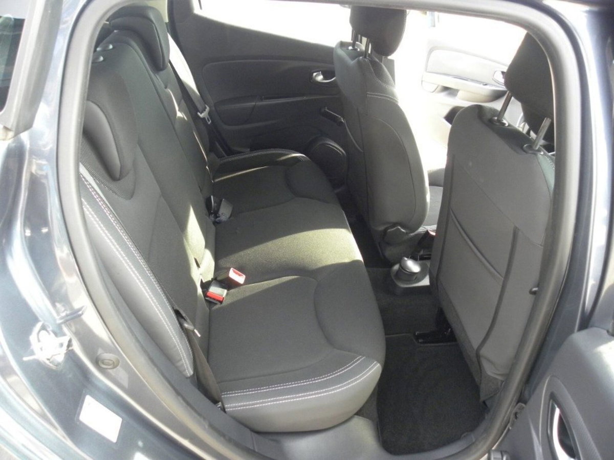 Renault Clio TCe 12V 90 CV GPL 5 porte Moschino Zen (7)