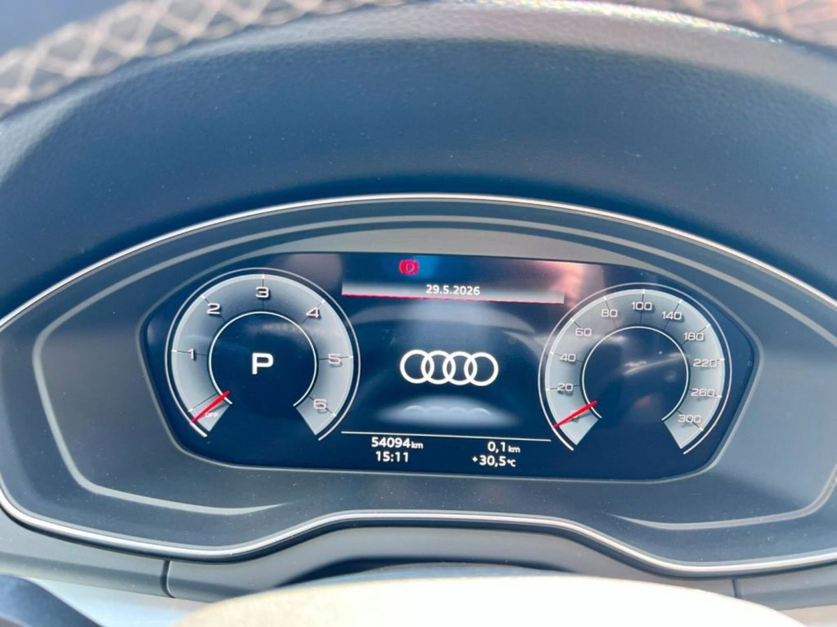 Audi Q5 35 TDI S tronic S line (16)