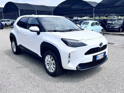Toyota Yaris Cross 1.5h GR Sport Black Sky fwd 116cv e-cvt (2)